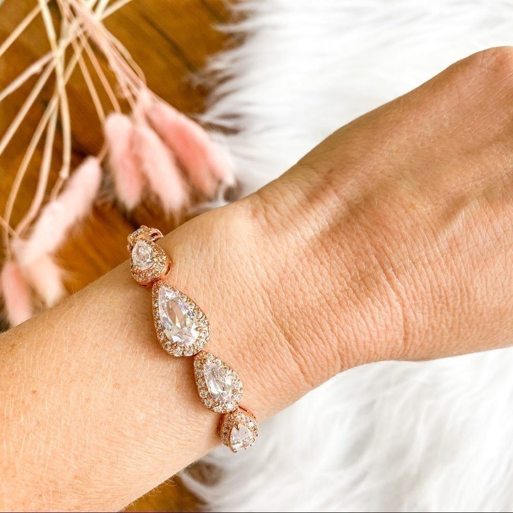 New untamed petals rose gold/crystal bracelet
